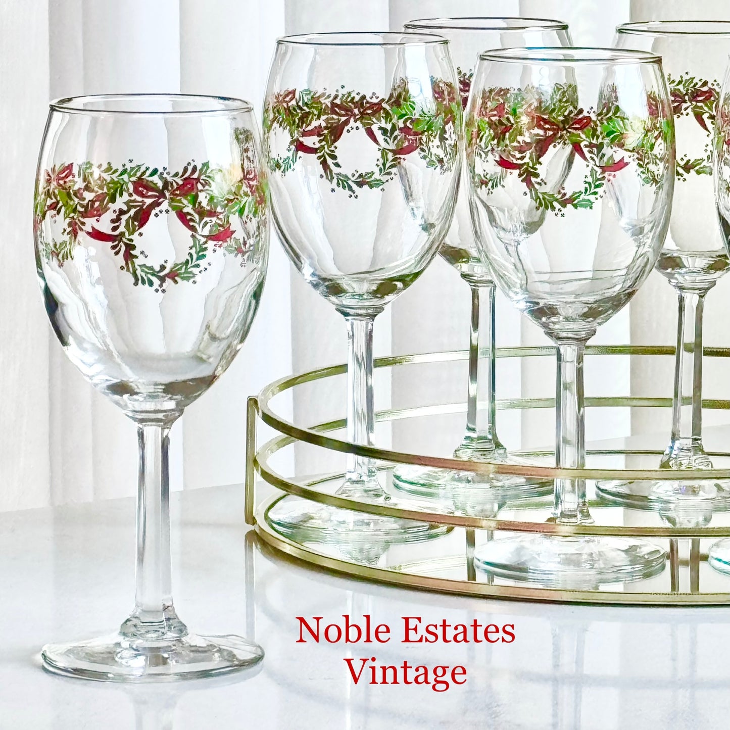 Vintage Wreath and Holly Gold Rimmed Glasses - Set of 7