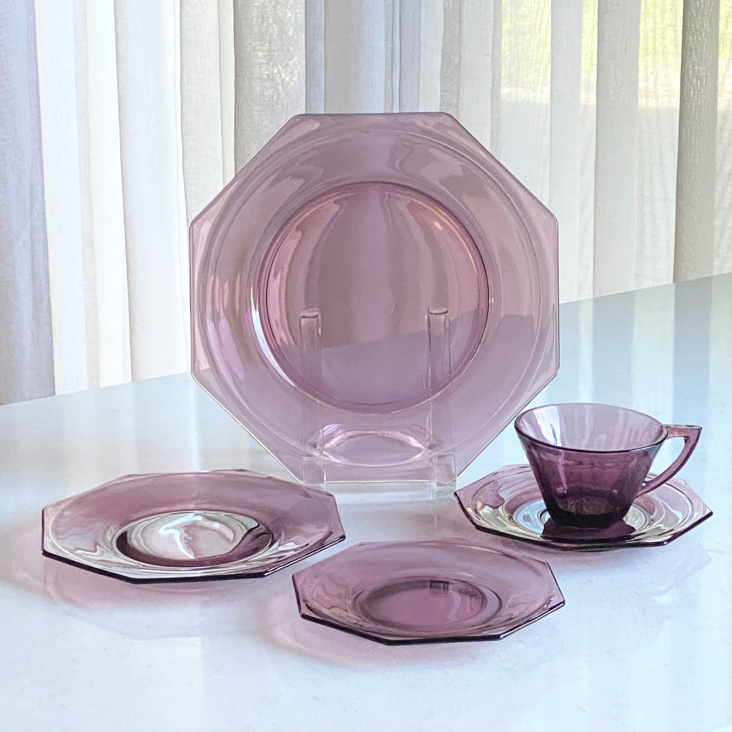 Vintage Hazel Atlas Moroccan Amethyst Service for 4 - 20 Pieces Total