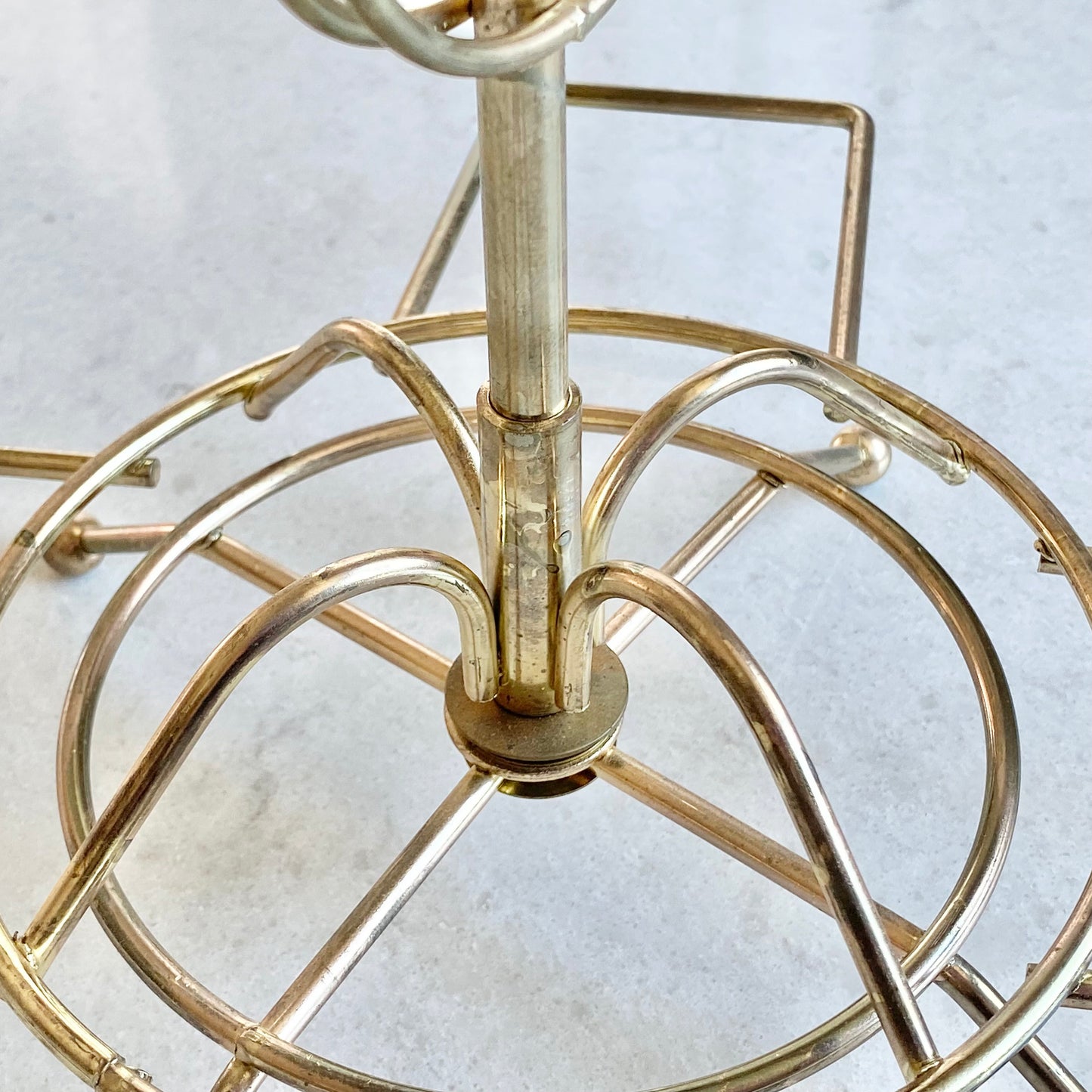 Vintage Hazel Atlas Rotating Metal Stand for Colony 6-1/8 in Bowls - STAND ONLY