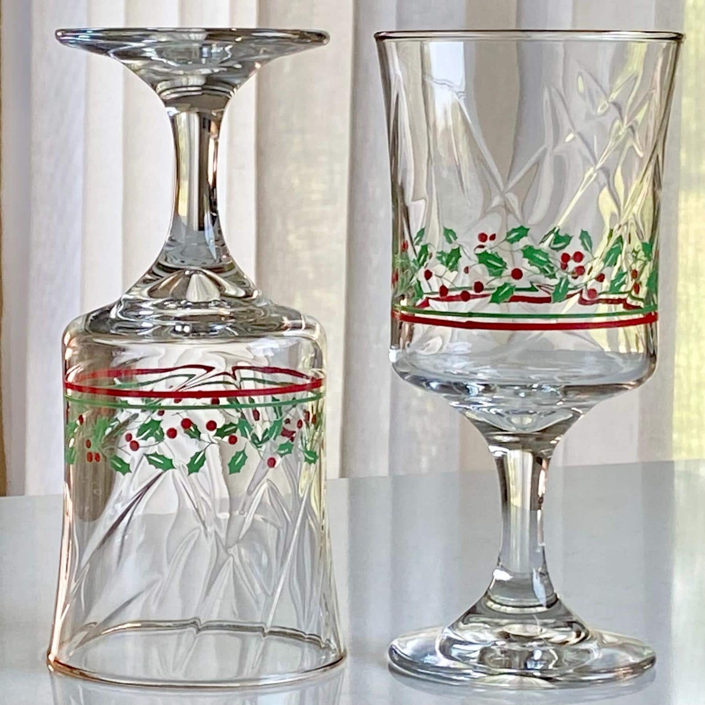 Vintage Arby's Gold Trimmed Christmas Glasses - 24 available, sold in sets of 12