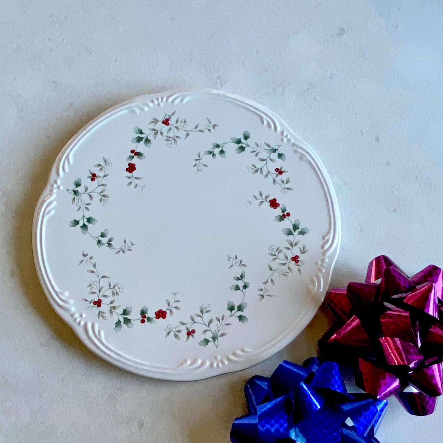 Vintage Pfaltzgraff Winterberry Cheese Plate / Trivet
