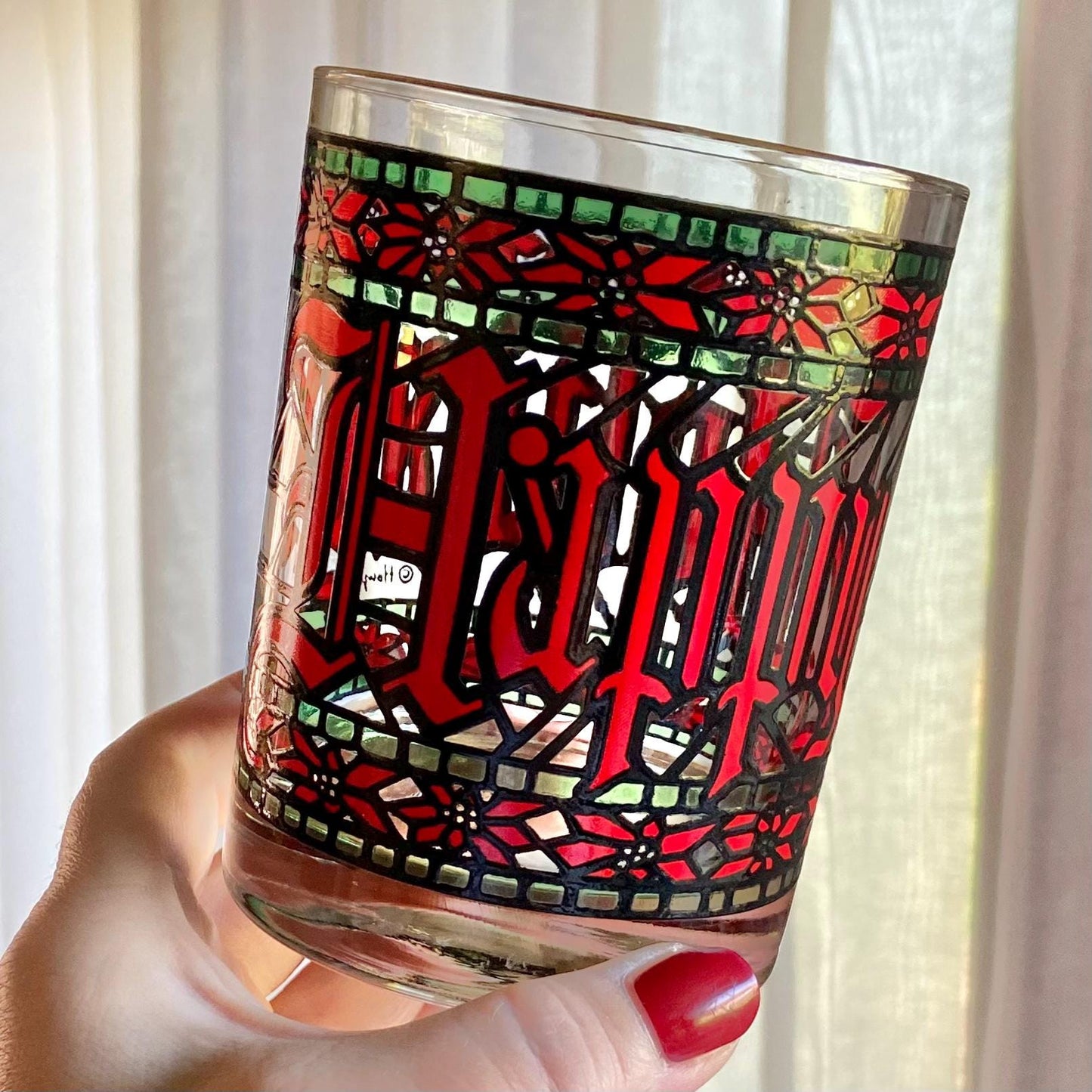 Vintage Houze Happy Holidays Glasses - Set of 8