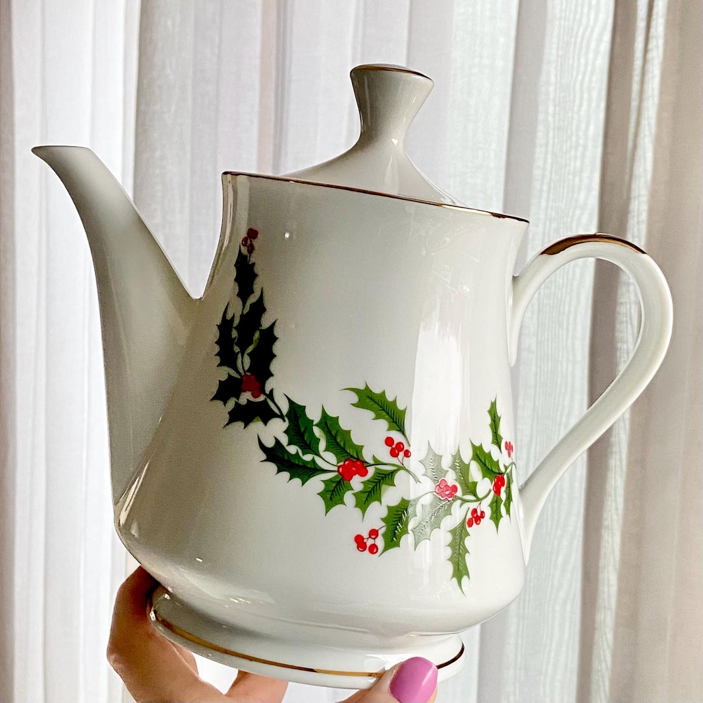 Vintage Kashima Christmas Holly Coffee/Tea Pot, Creamer and Covered Sugar bowl