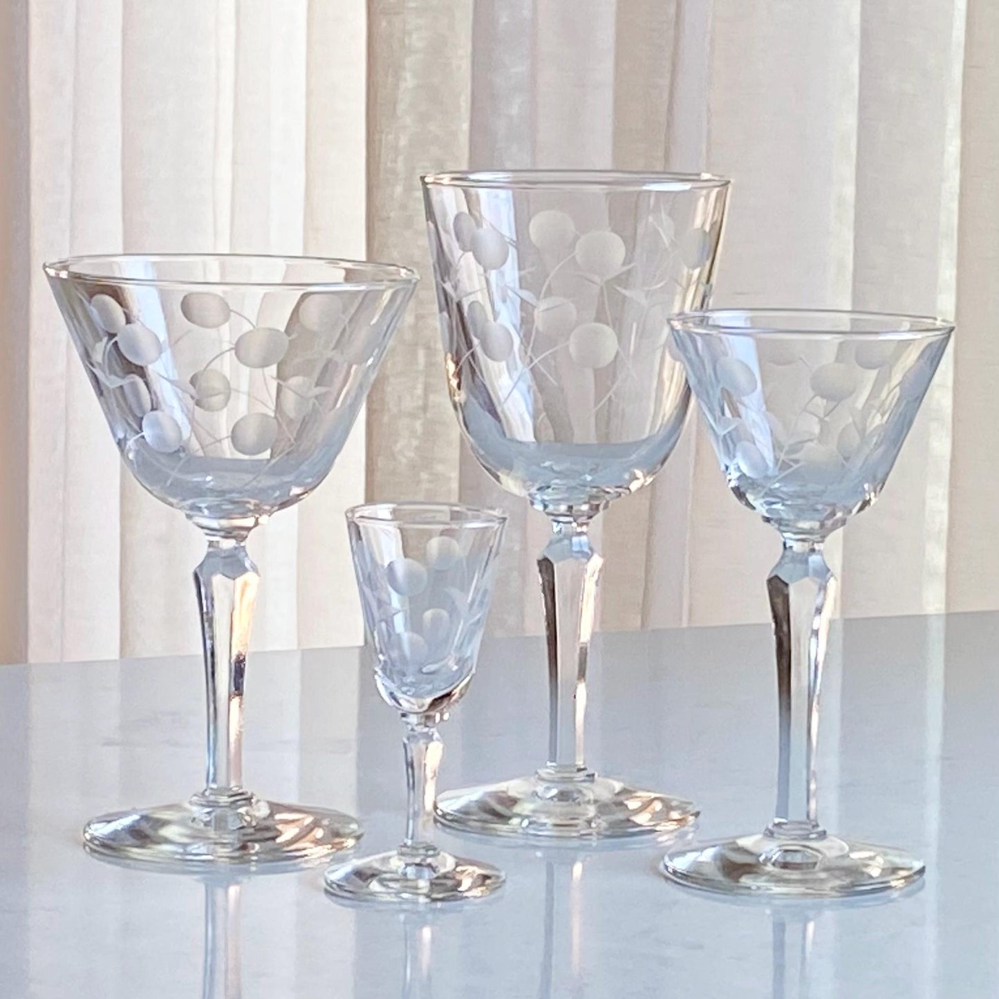Vintage Libbey Carlton Dot Glasses - Set of 9
