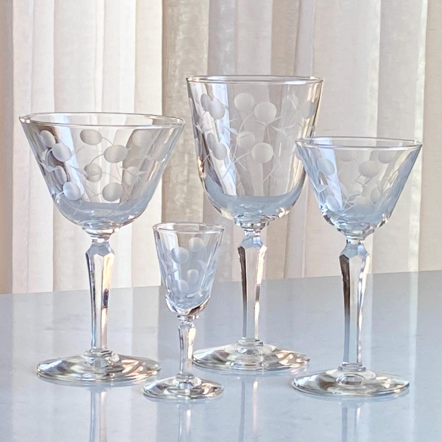 Vintage Libbey Carlton Dot Glasses - Set of 7