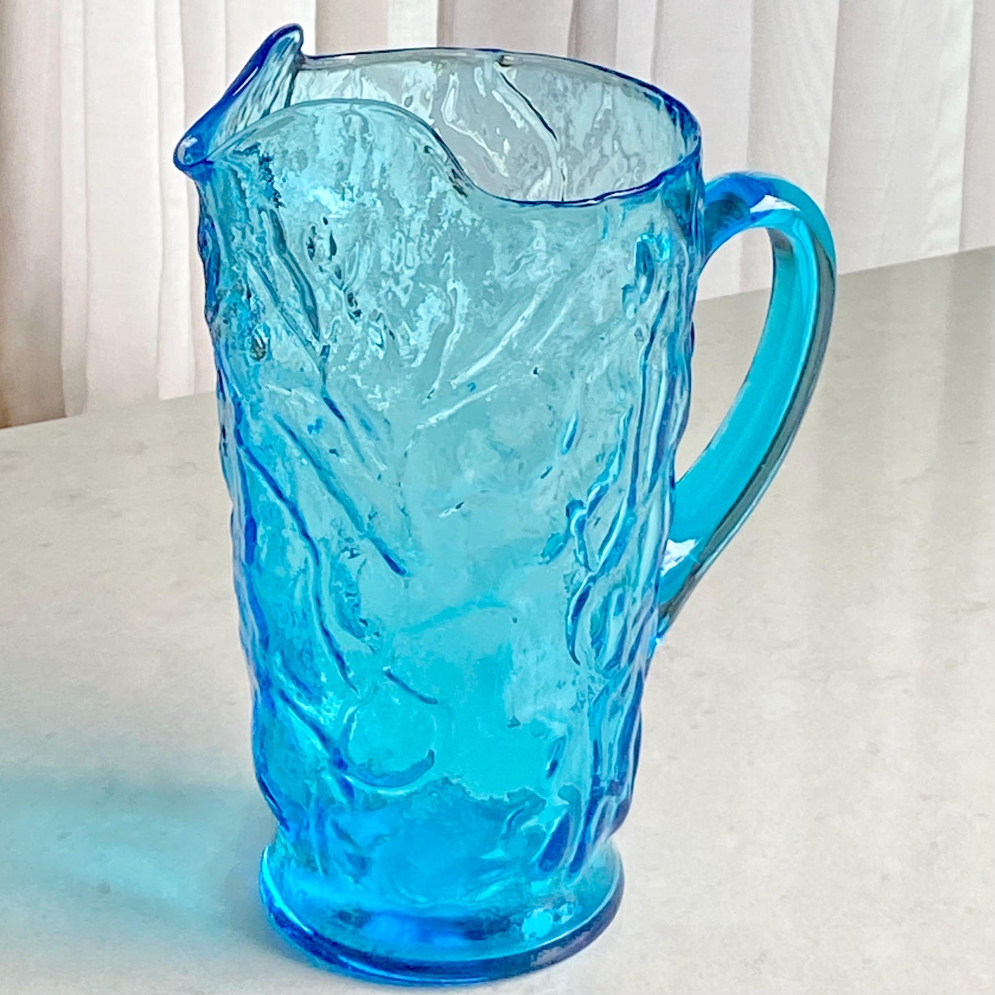 Vintage Seneca Driftwood Cornflower Blue 65 Ounce Crinkle Pitcher