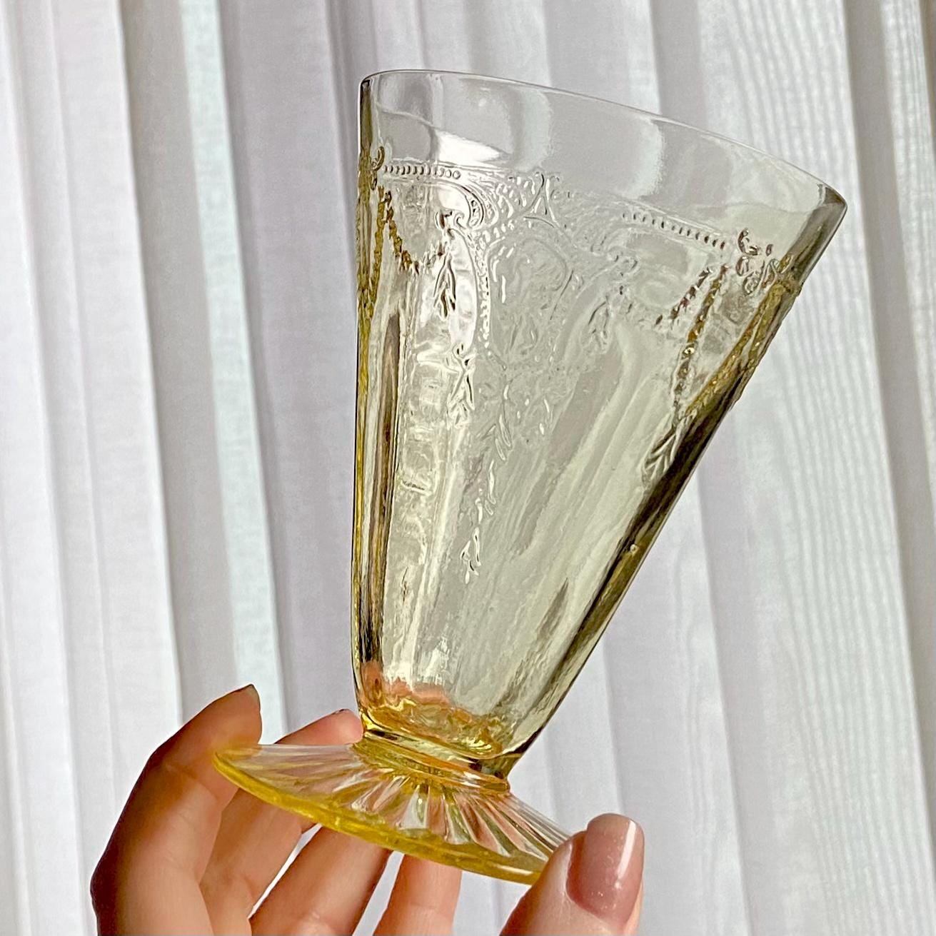 Vintage Anchor Hocking Cameo Dancing Ballerina Yellow Footed Glasses (circa 1930 - 1934) Set of 4