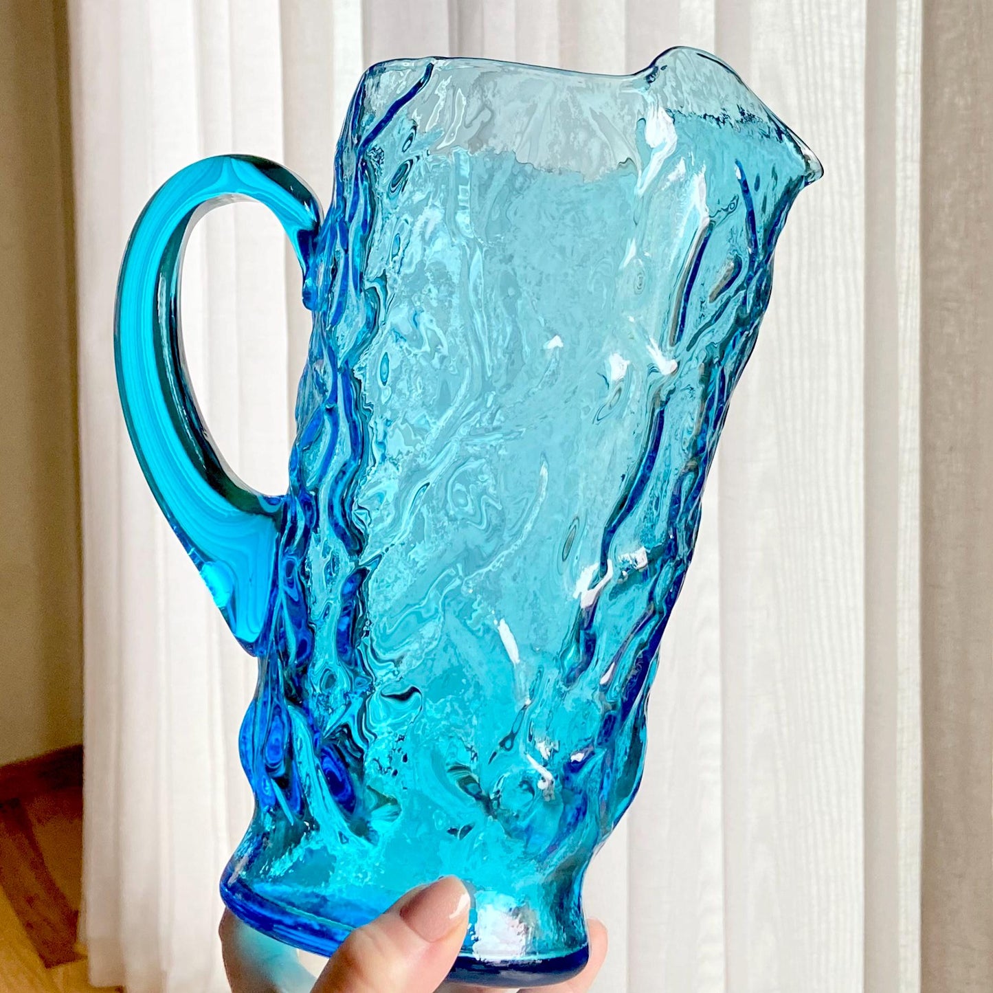 Vintage Seneca Driftwood Cornflower Blue 65 Ounce Crinkle Pitcher