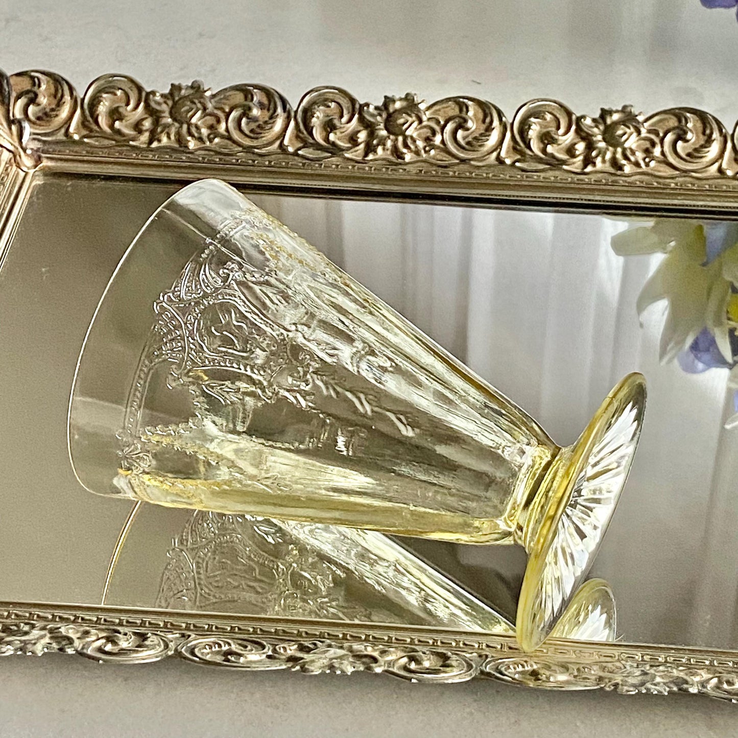 Vintage Anchor Hocking Cameo Dancing Ballerina Yellow Footed Glasses (circa 1930 - 1934) Set of 4