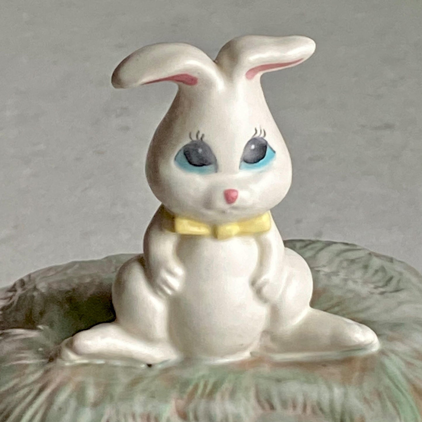Vintage Hand Painted Bunny Rabbit on a Basket Box with Lid