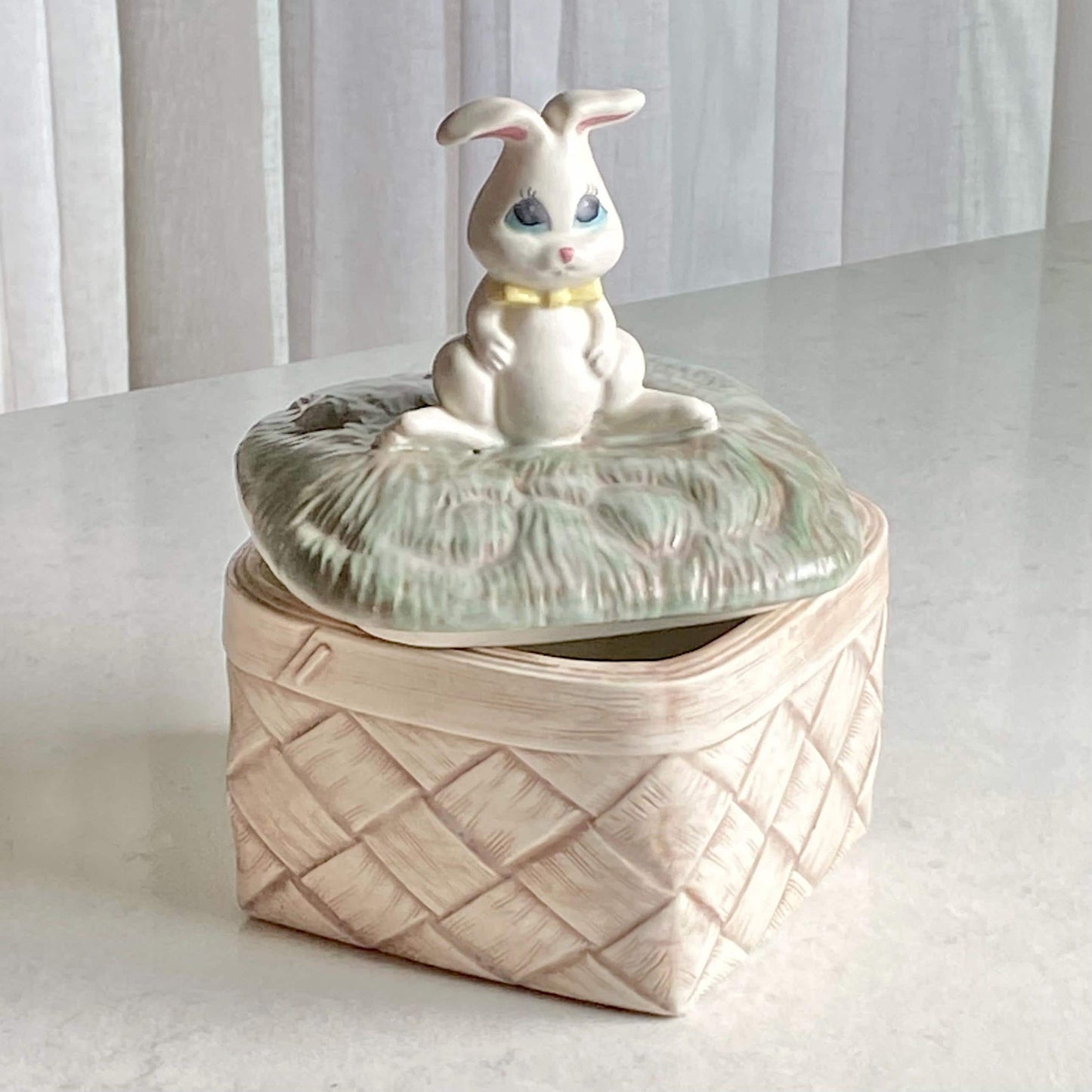 Vintage Hand Painted Bunny Rabbit on a Basket Box with Lid