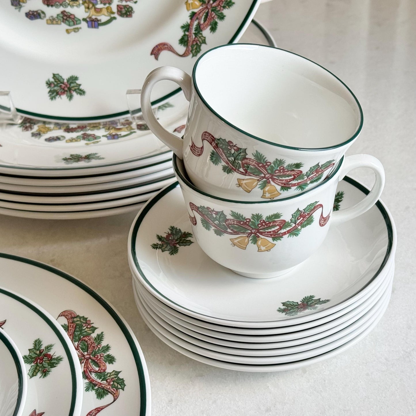 Vintage Johnson Brothers Victorian Christmas Dishes (circa 1992 - 2002) - Service for Eight (32 pieces total)