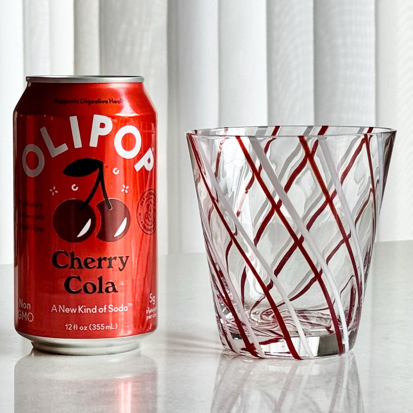 Vintage Red and White Swirl Glasses - Set of 6