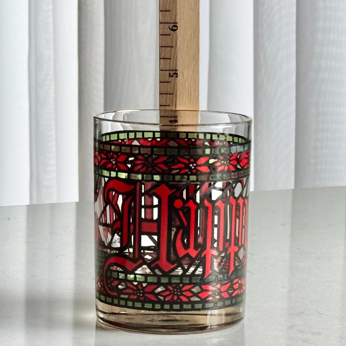Vintage Houze Happy Holidays Glasses - Set of 5