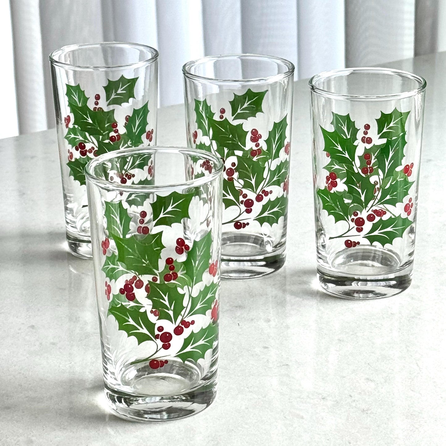 Vintage Indiana Glass 10 Ounce Holly Tumblers Glasses - Set of 4