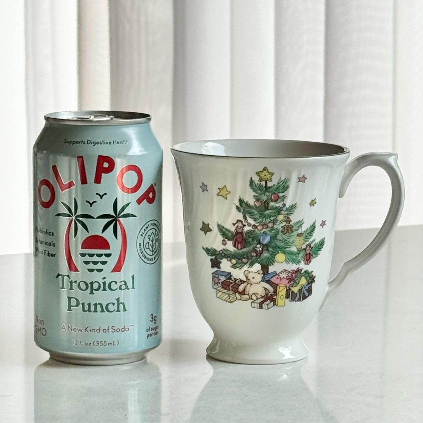 Vintage Nikko Happy Holidays Mugs - Set of 4