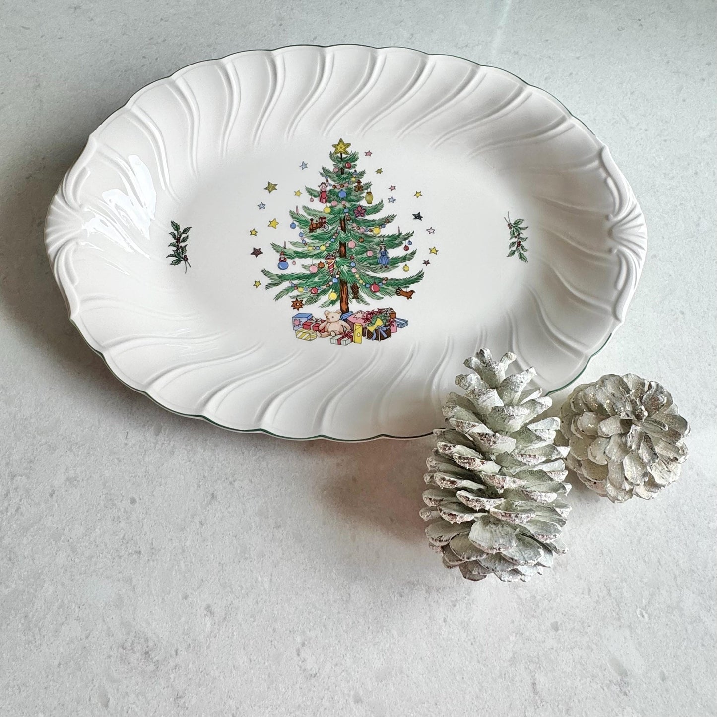 Vintage Nikko Happy Holidays Platter