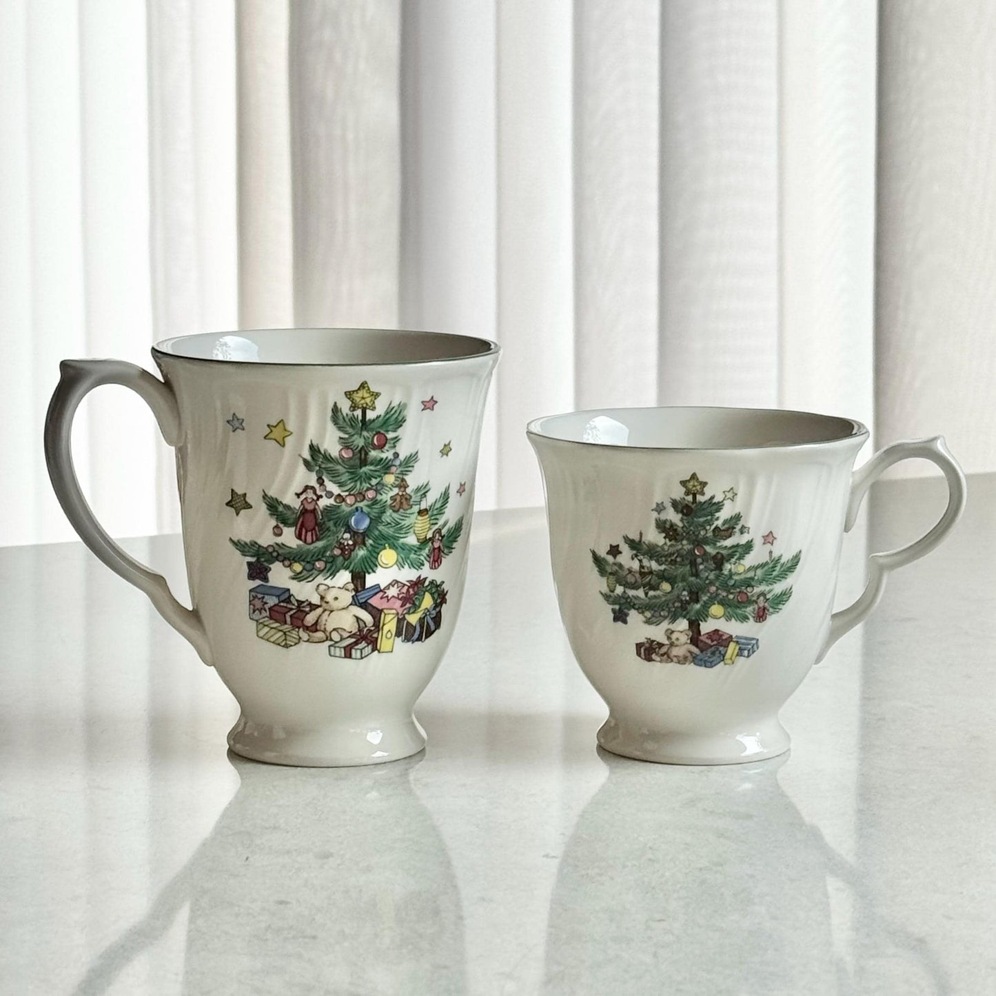 Vintage Nikko Happy Holidays Mugs - Set of 4