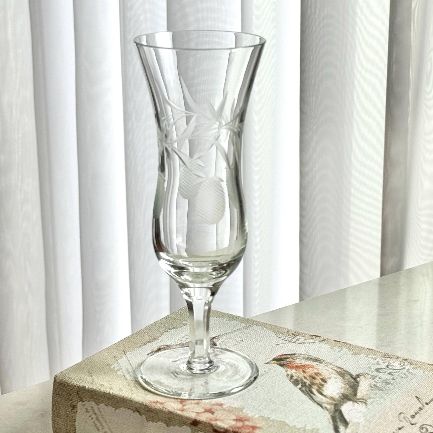 Vintage Pineapple Etched Glasses - Set of 7