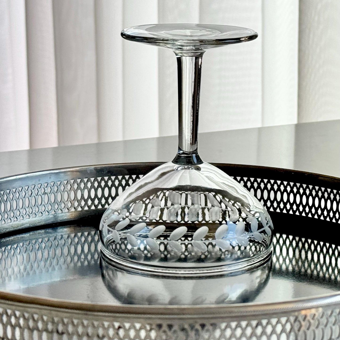 Vintage Laurel Leaf Etched Champagne Coupes / Cocktail Glasses - Set of 6