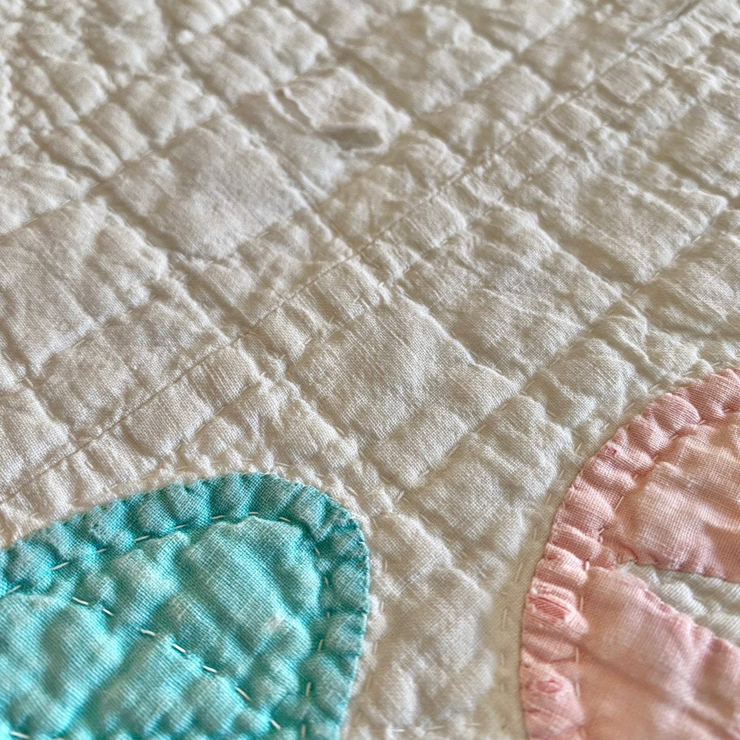 Vintage Applique Quilt - Approx. 69 in. X 89 in.