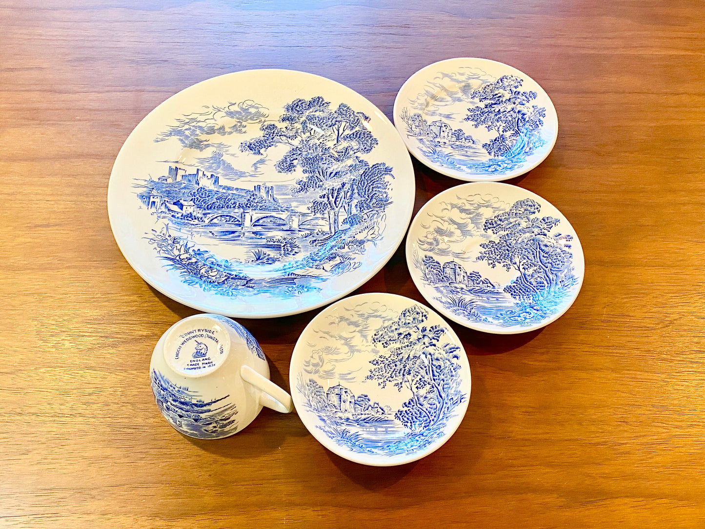 Vintage Wedgwood Countryside Saucers - Set of 8