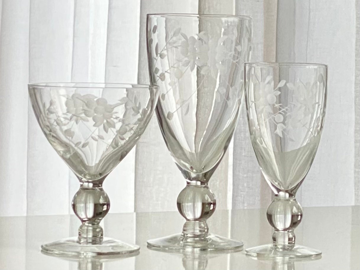 Vintage Etched Ball Stemmed Glasses - Set of 6 (Set #123B)