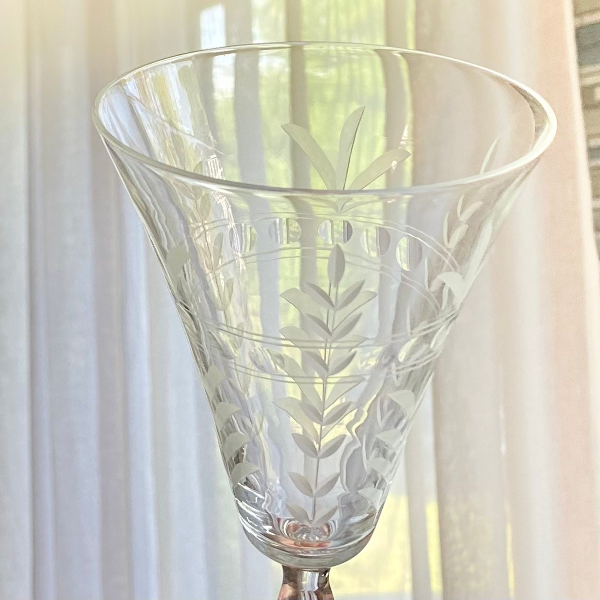Vintage Etched Glasses - Set of 10 (Set #723)