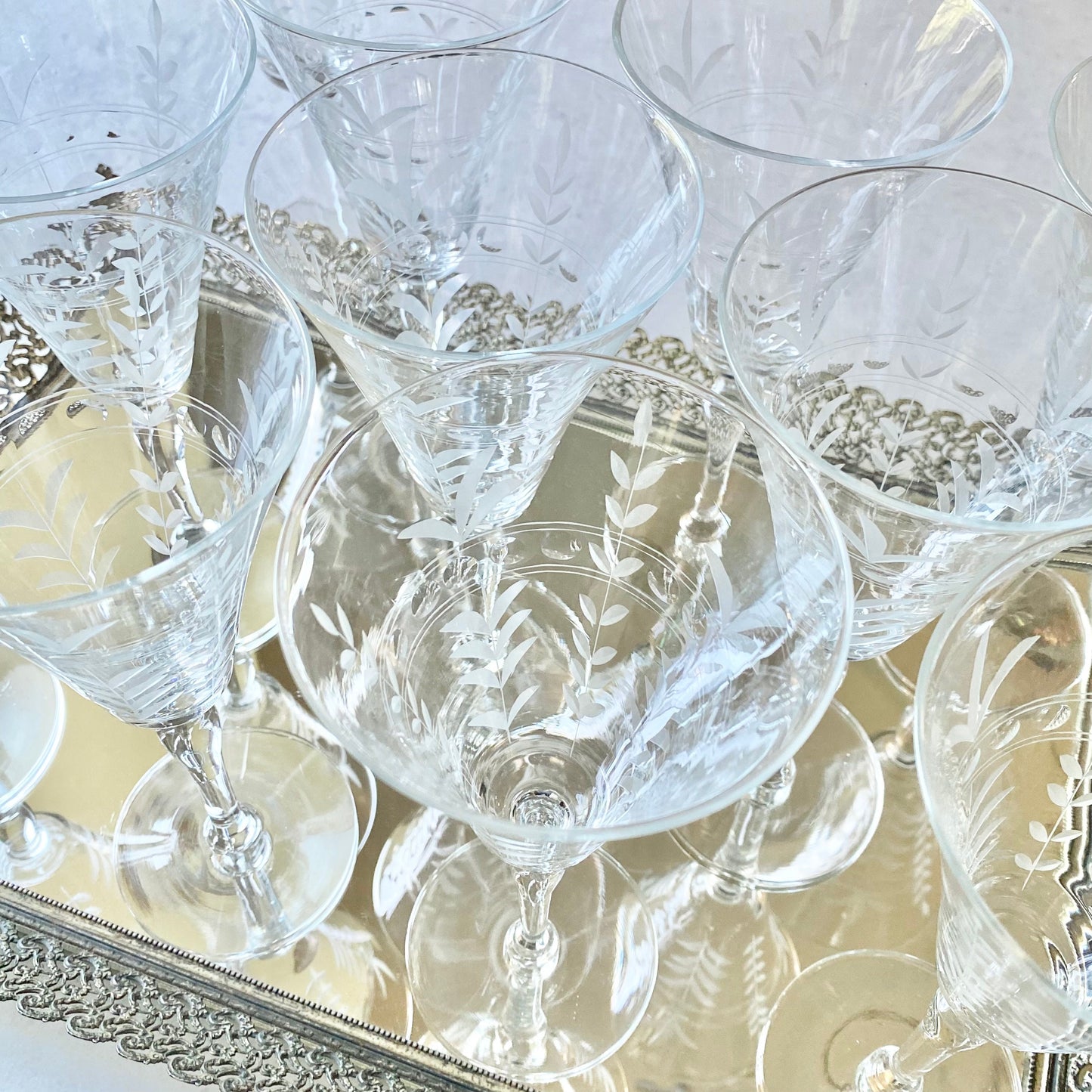 Vintage Etched Glasses - Set of 10 (Set #723)
