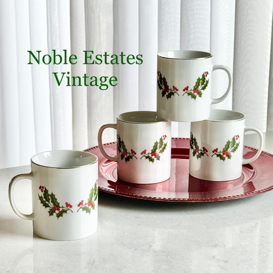 Vintage Kashima Christmas Holly Mugs - Set of 4