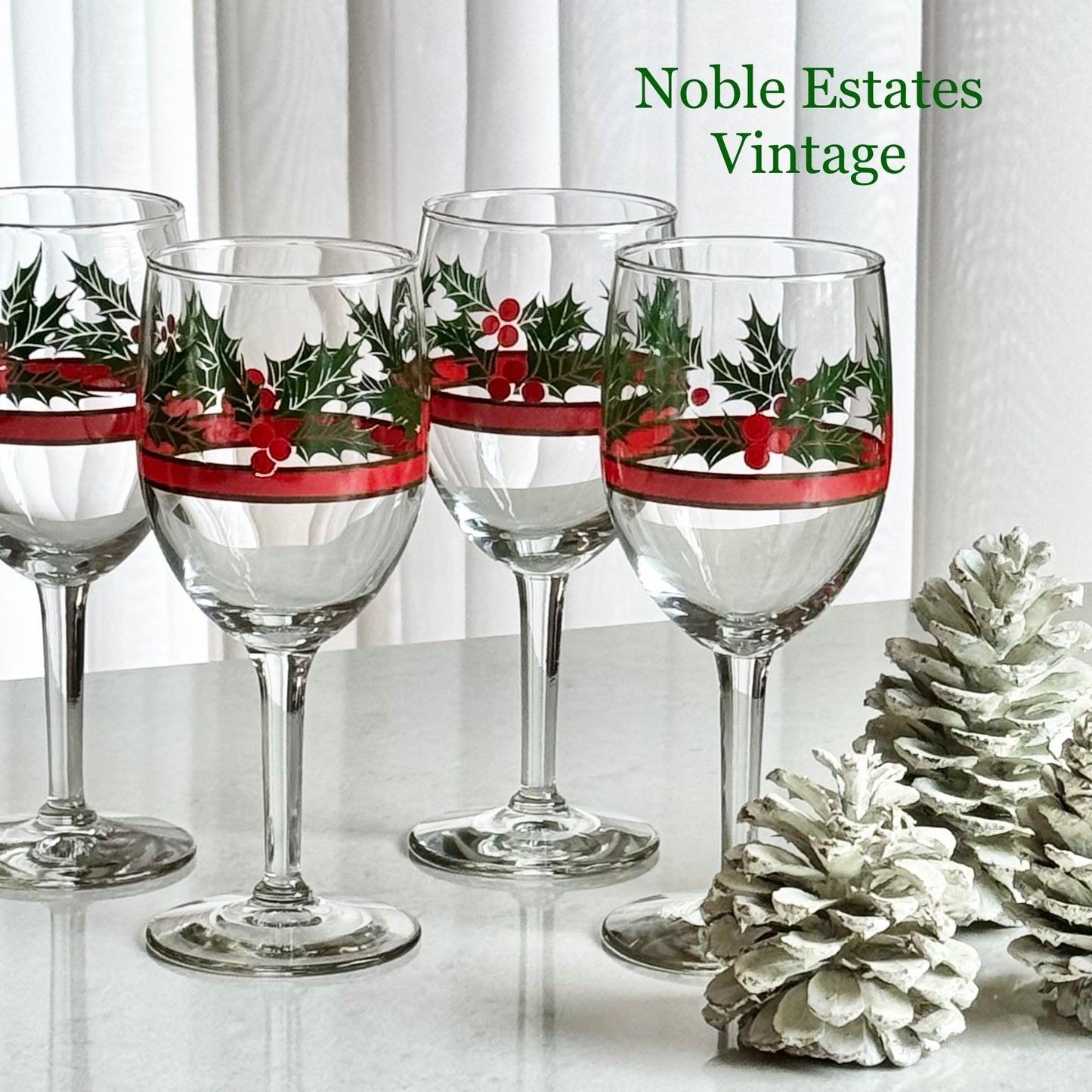 Vintage Libbey Holly and Berries Christmas Glasses - Set of 4
