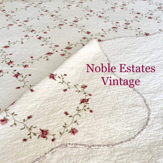 Vintage Scalloped Edge Floral Trellis Bedspread Coverlet - Approx. 91 in x 82 in.