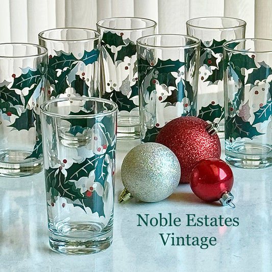 Vintage Silver Accented Holly and Berries 10 Ounce Glasses - Set of 7 Tumblers