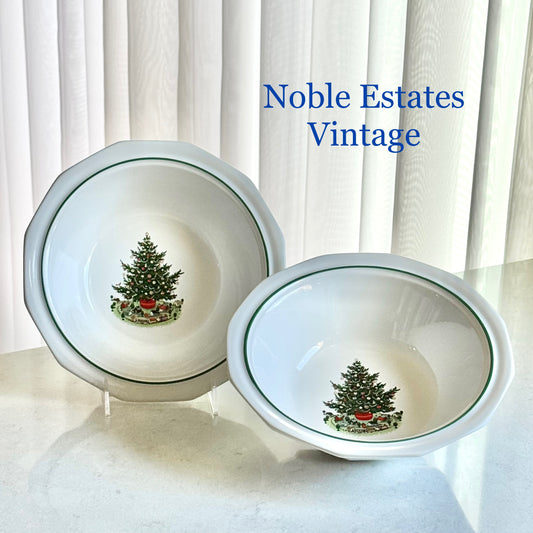 Vintage Pfaltzgraff Heritage Christmas 9 Inch Bowls - Set of 2