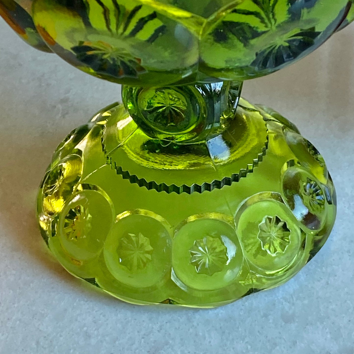 Vintage L.E. Smith Heritage Moon and Stars Green Pedestal Bowl