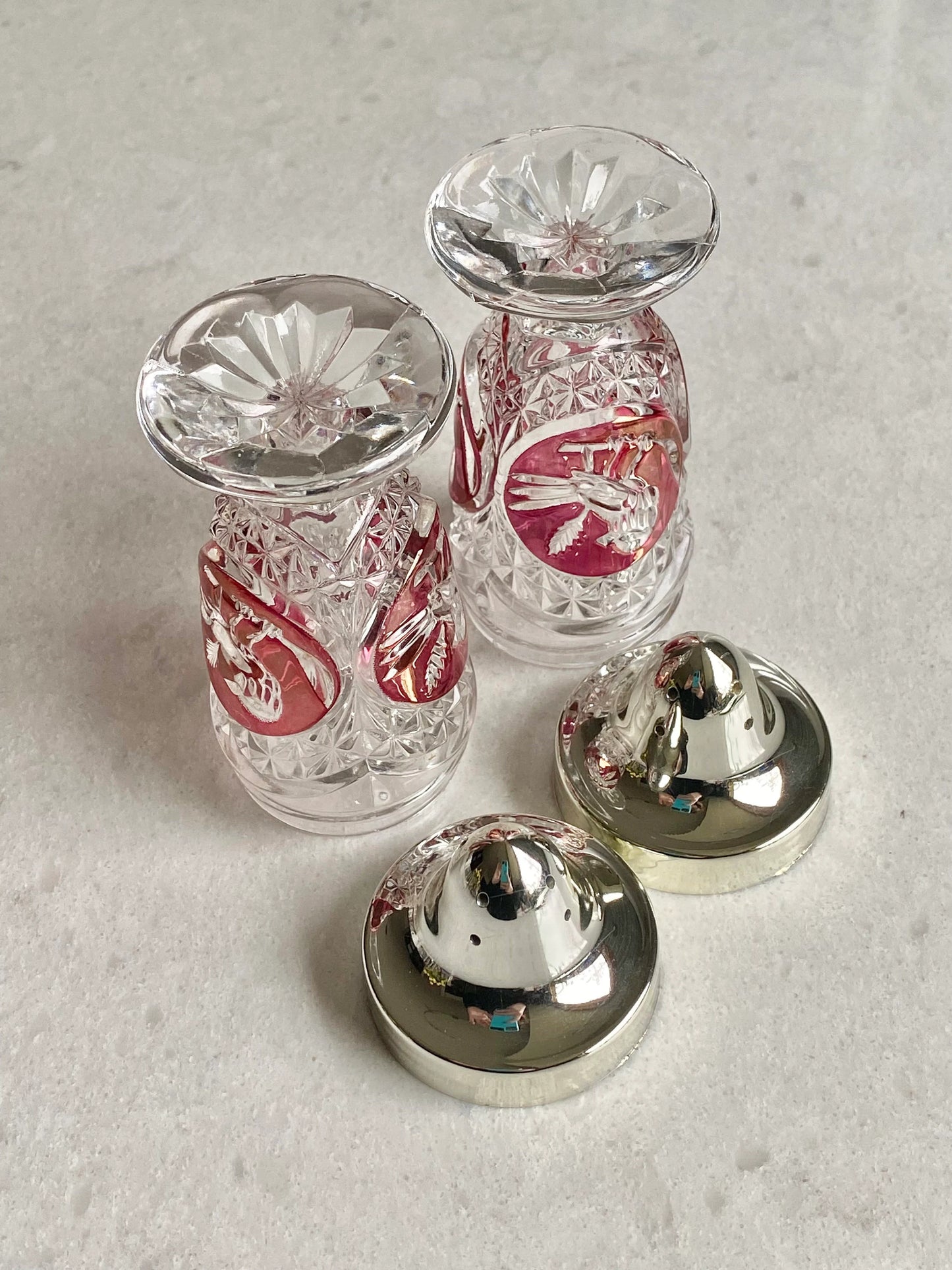 Vintage Hofbauer Ruby Byrdes Collection Salt And Pepper Shakers