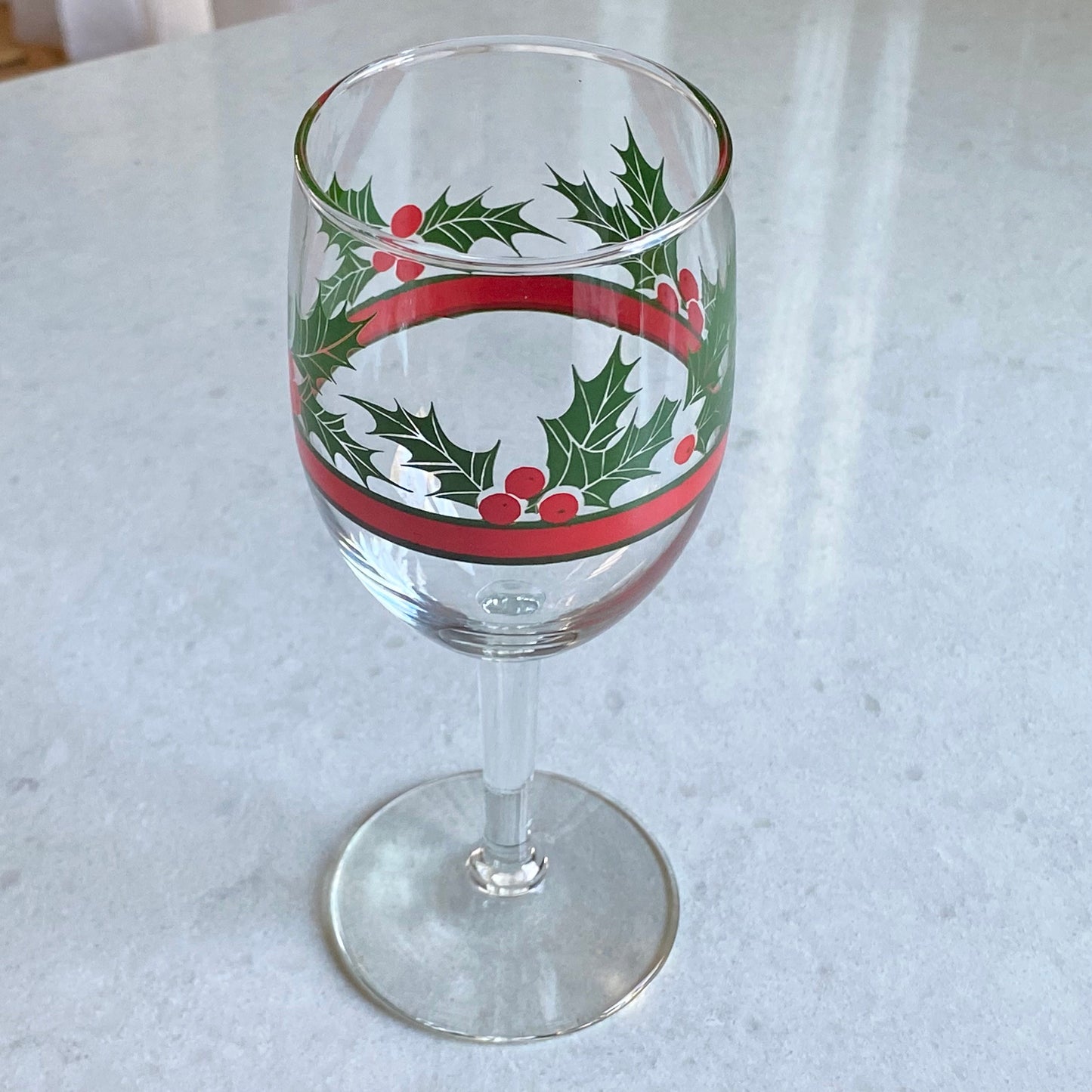 Vintage Libbey Holly and Berries Christmas Glasses - Set of 10