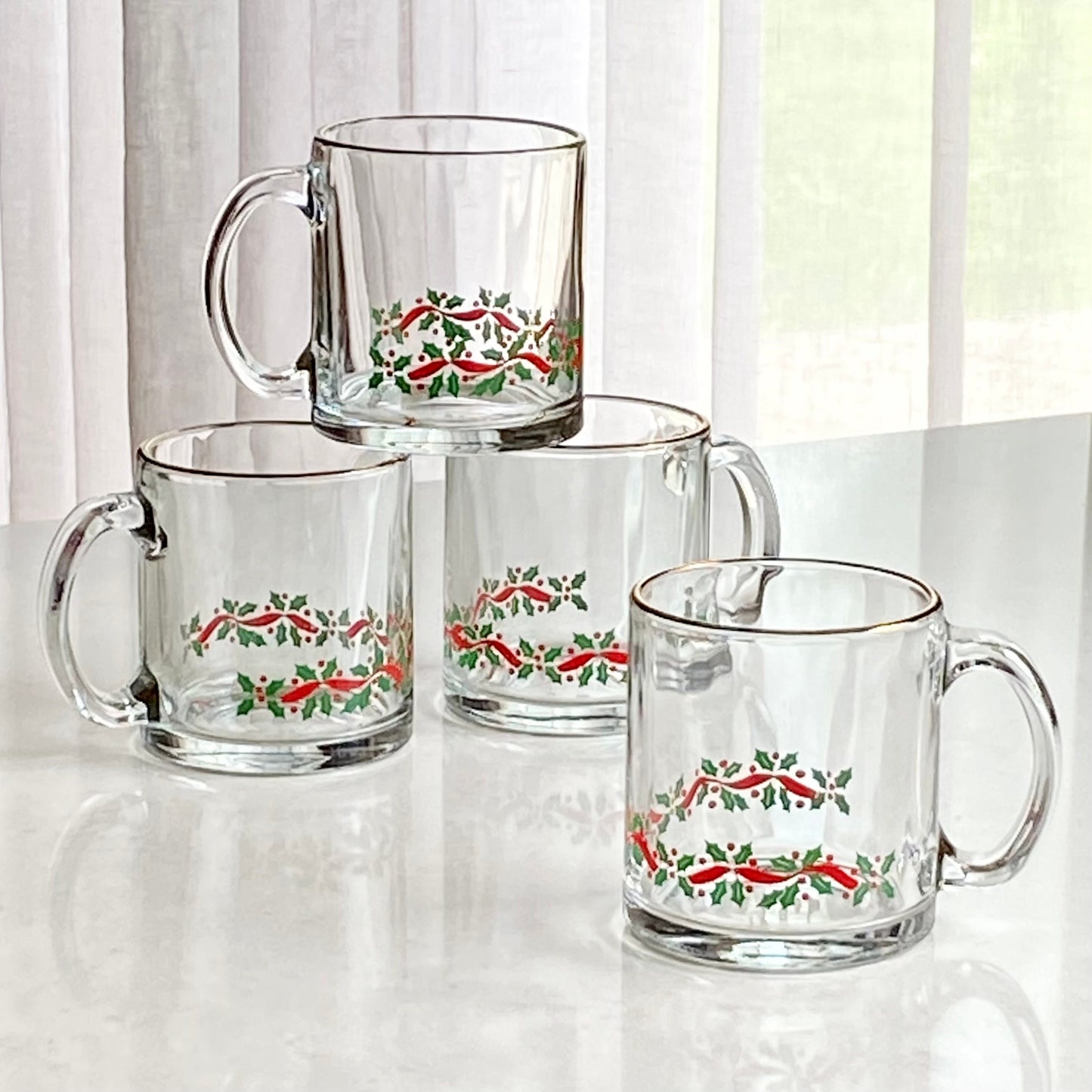 Vintage Libbey Gold Rimmed Holly Berry Garland Mugs - Set of 4