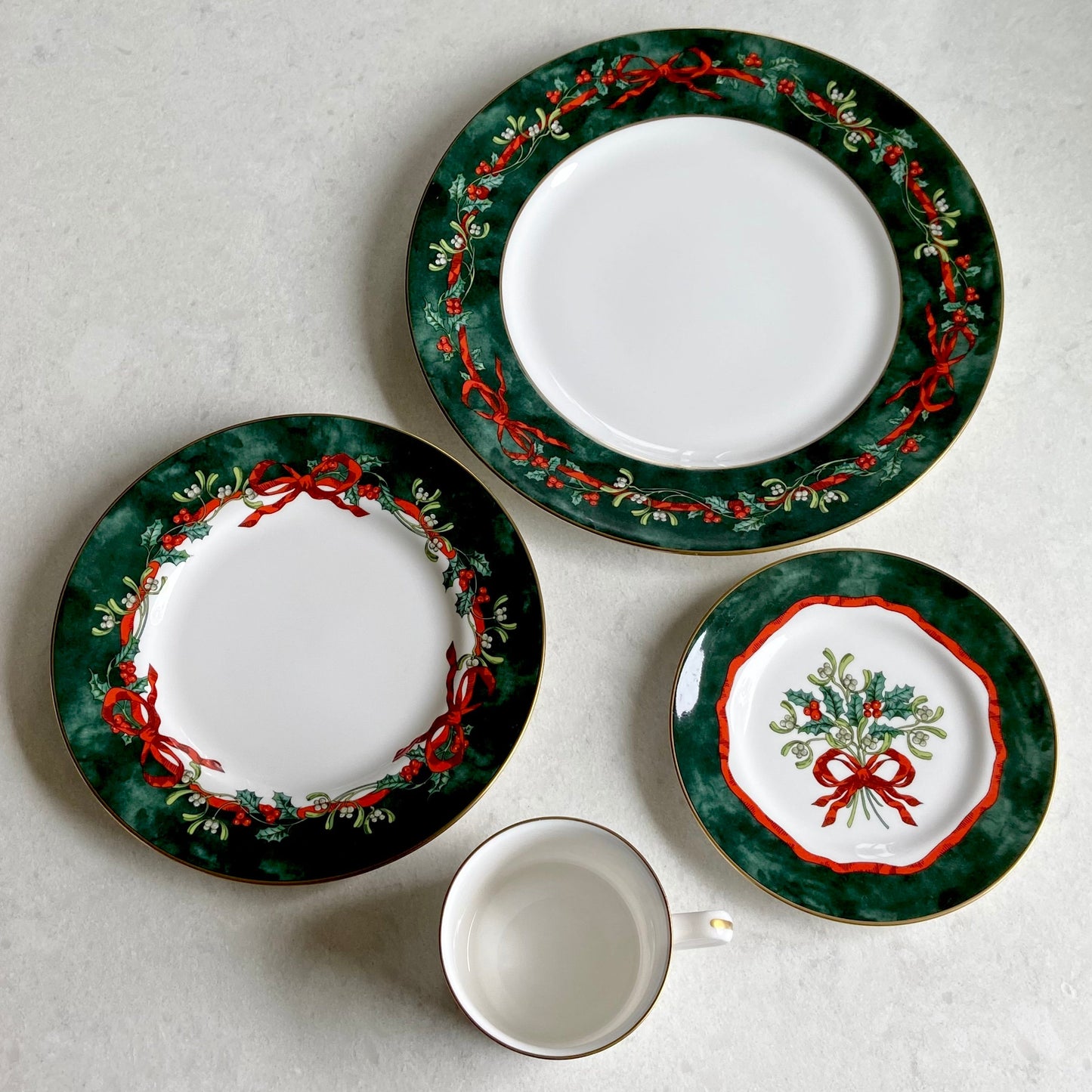 Vintage Royal Worcester Holly Ribbons Gold Rimmed Green Dishes (circa 2001 - 2004) - Service for 4