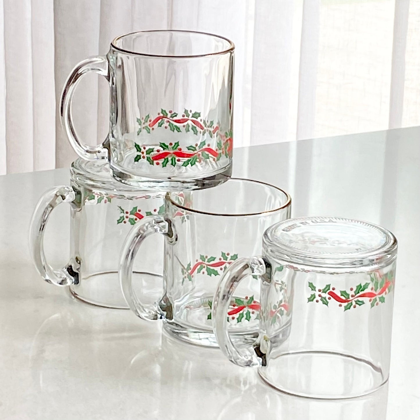 Vintage Libbey Gold Rimmed Holly Berry Garland Mugs - Set of 4