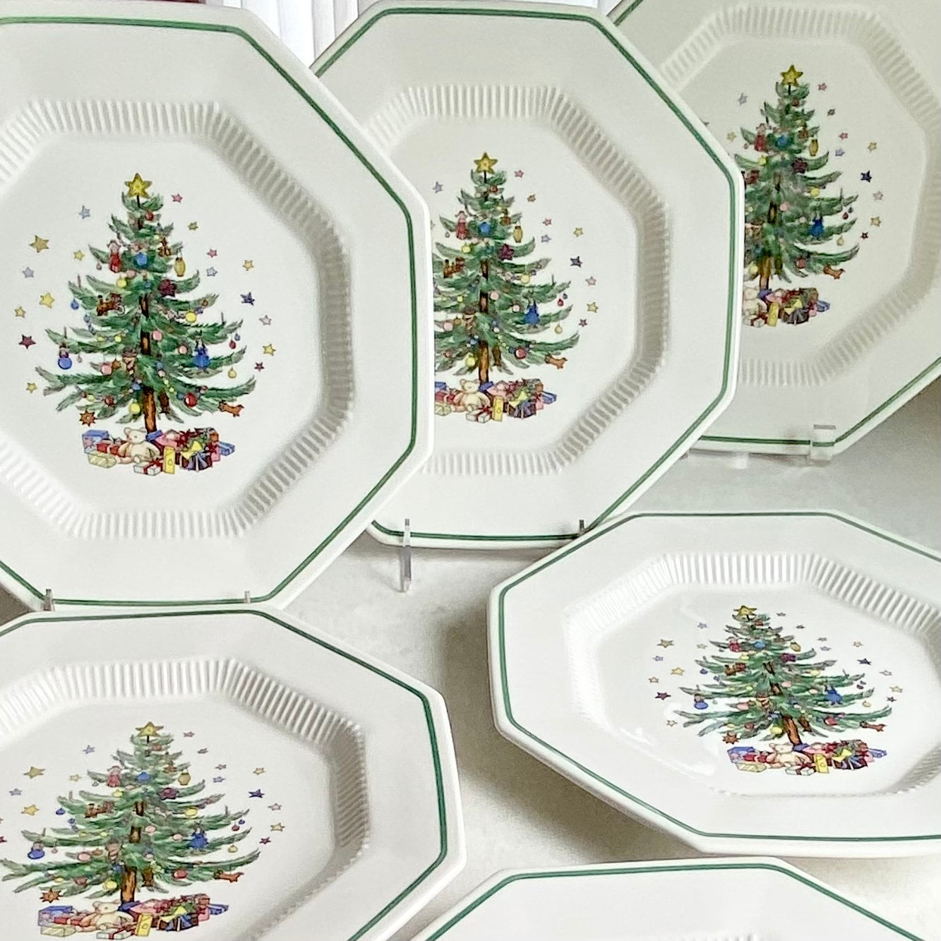 Vintage Nikko Classic Collection Christmas Dinner Plates - Set of 6