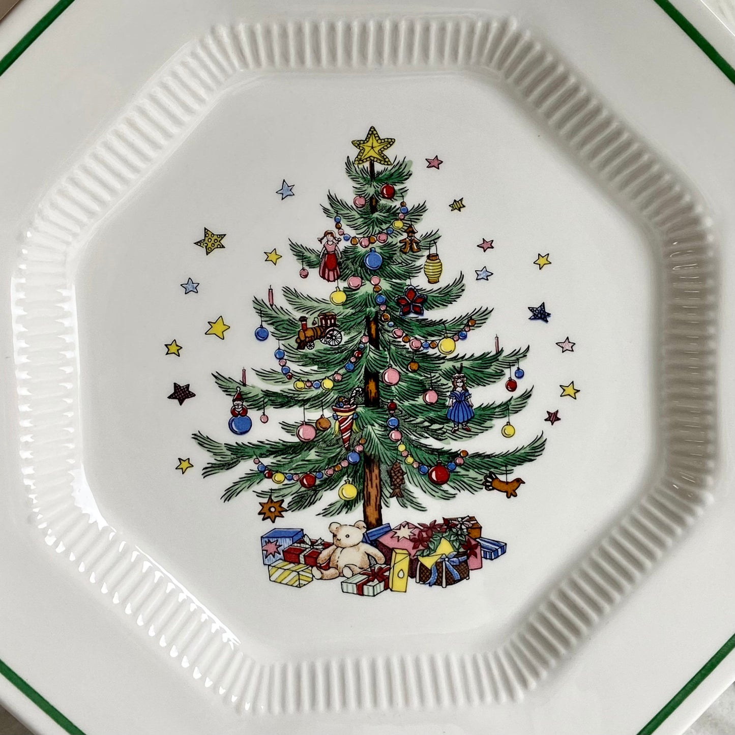 Vintage Nikko Classic Collection Christmas Dinner Plates - Set of 6