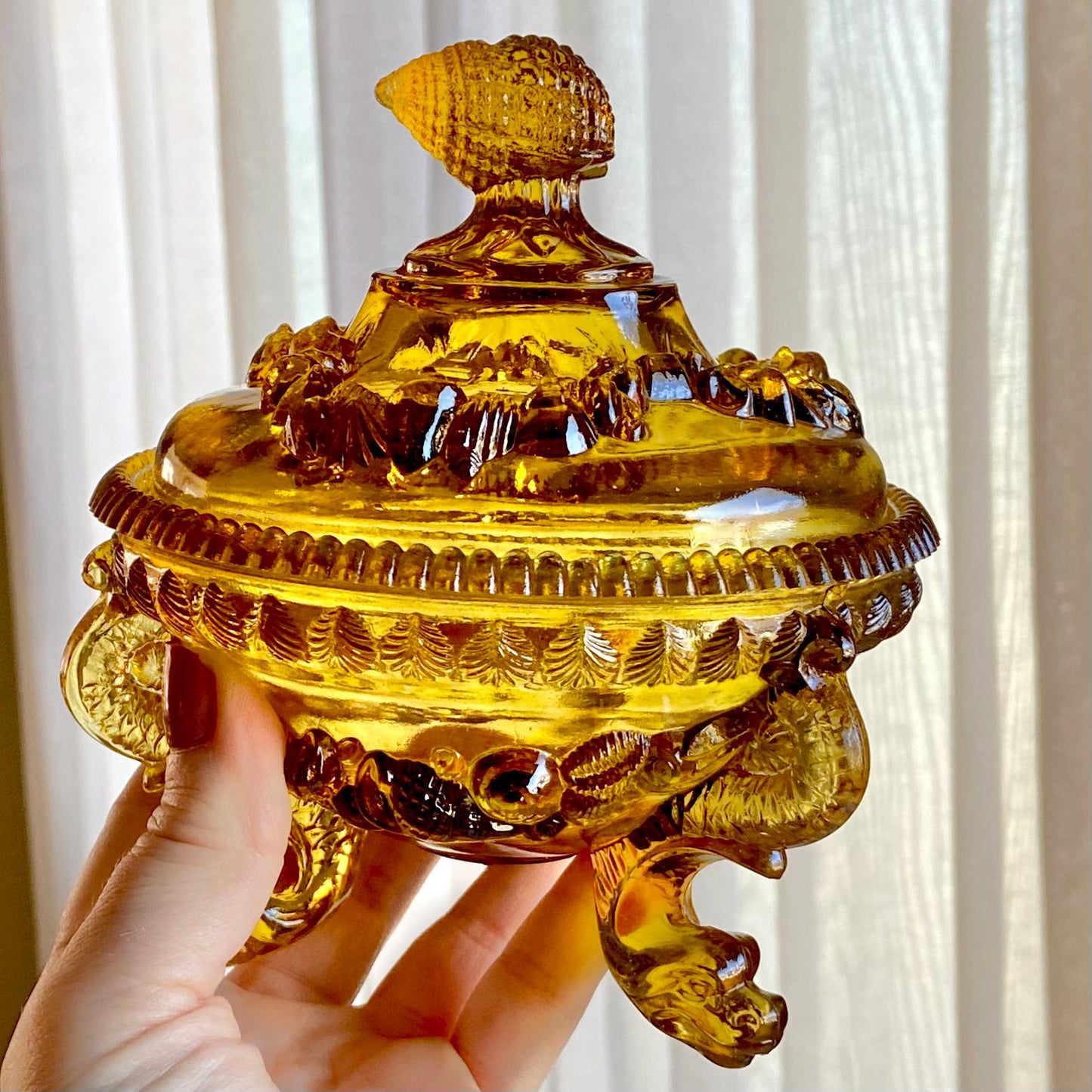 Vintage Westmorland Glass Argonaut Nautilus Shell Amber Yellow Tri-Foot Lidded Dish