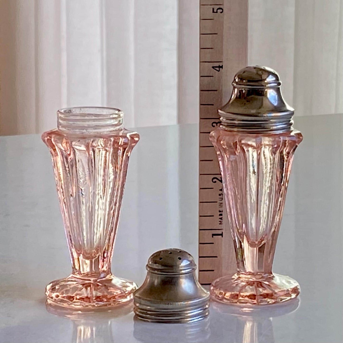 Vintage Jeannette Sierra Pink Salt and Pepper Shakers (circa 1931 - 1933) - Set of 2