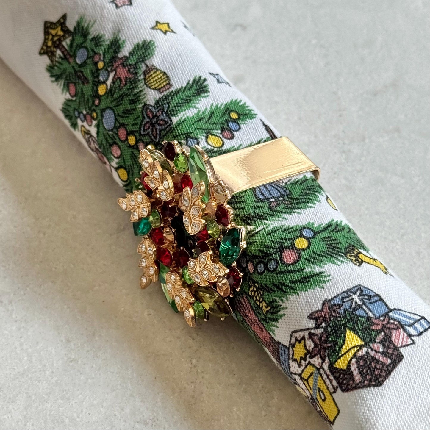 Vintage Kim Seybert Holiday Wreath Jeweled Napkin Rings - Set of 4