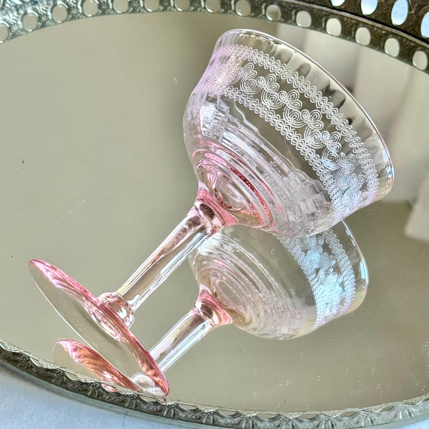 Vintage Pink Needle Etched Optic Panel Glasses - Set of 4