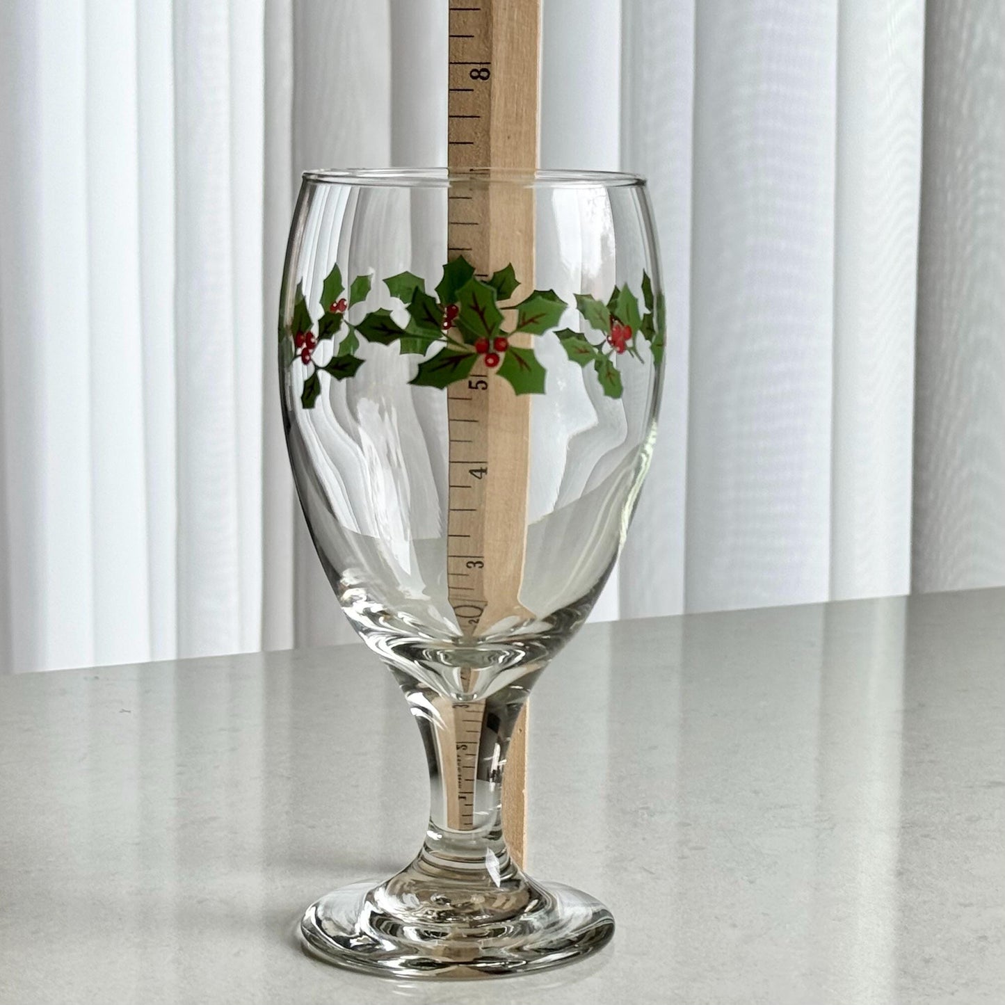Vintage Libbey Holiday Holly Glasses - Set of 7 Goblets