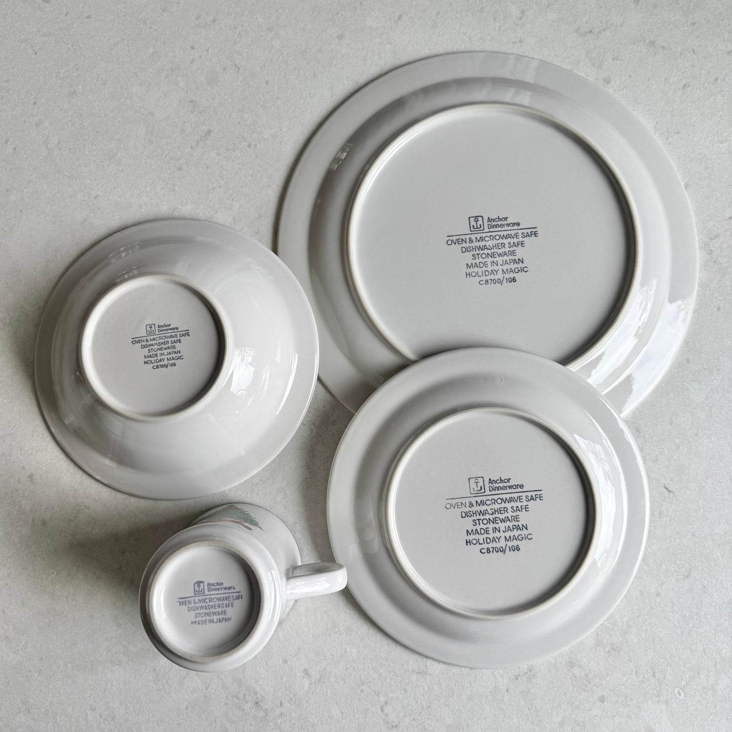 Vintage Anchor Hocking Holiday Magic Dishes - Service for 4 (16 pieces total)