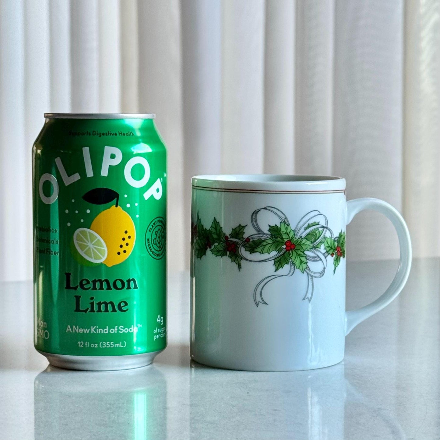 Vintage Toscany Holly and Berries Mugs - Set of 6