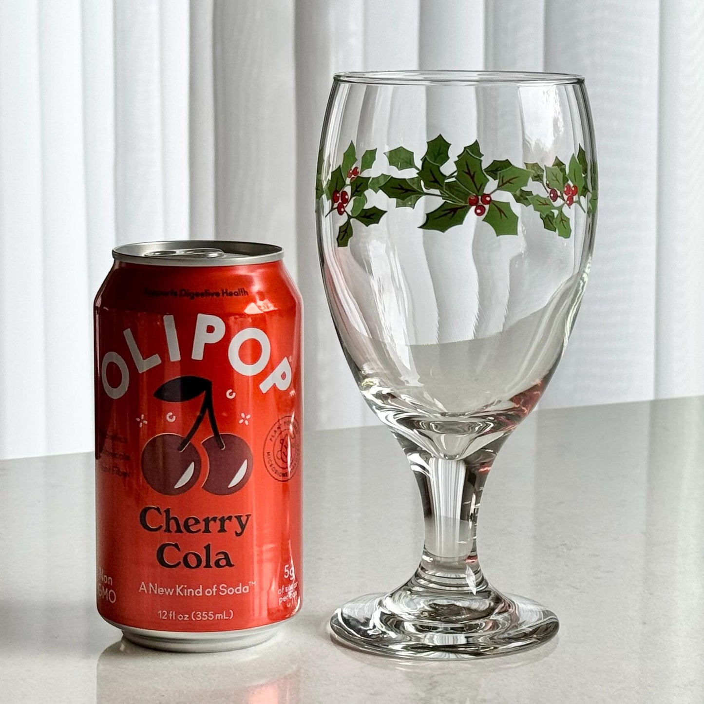 Vintage Libbey Holiday Holly Glasses - Set of 7 Goblets